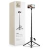 Na zdjęciu znajduje się czarny uchwyt selfie TECH-PROTECT L09S Tripod z rozłożonym statywem, obok którego widoczne jest opakowanie z logo "TECH PROTECT" oraz napisem "L09S BLUETOOTH SELFIE STICK Extendable Tripod with Remote". Na uchwycie zamocowany jest 