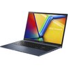 Na zdjęciu widoczny jest otwarty laptop z kolorowym ekranem, na którym wyświetlany jest napis "ASUS Vivobook". Klawiatura jest pełnowymiarowa, a obudowa ma ciemny kolor.