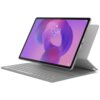 Na zdjęciu widoczny jest tablet w szarym etui z klawiaturą, z wyświetlaczem pokazującym godzinę 10:08 i datę "Fri, Feb 24" na tle abstrakcyjnej grafiki w odcieniach fioletu i różu. Etui jest otwarte, a klawiatura jest zintegrowana z obudową.