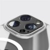 Zbliżenie na osłonę aparatu TECH-PROTECT Camalloy Fit+ do Apple iPhone 17 w kolorze czarnym, z trzema widocznymi obiektywami i otworami na lampę błyskową. Osłona ma przezroczystą ramkę, która otacza czarną powierzchnię wokół obiektywów.