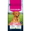 Opakowanie karmy dla psa EUKANUBA Senior Large Breed Jagnięcina 12 kg przedstawia psa na tle zielonej trawy, z widocznym logo EUKANUBA i napisem "SUPPORTS A LONG AND HEALTHY LIFE". Na dole opakowania znajdują się informacje o wadze i wieku psa, dla któreg