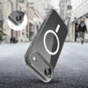 Przezroczyste etui TECH-PROTECT Flexair Hybrid MagSafe do Apple iPhone 17 Air jest przedstawione na tle miejskiej ulicy, z widocznym okrągłym wzorem MagSafe na tylnej części. W lewym górnym rogu znajduje się powiększenie ukazujące szczegóły obudowy wokół 