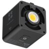 Kwadratowa lampa LED z widocznym napisem "ONE LIGHT MASTER" oraz "Ulanzi 100" na boku, posiada centralnie umieszczoną diodę otoczoną czarnym radiatorem. Na powierzchni znajdują się również oznaczenia techniczne, takie jak "Model: ML100RGB" oraz ostrzeżenie "High temperature warning, Do not touch".