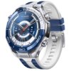 Srebrno-niebieski smartwatch z okrągłą tarczą, na której widnieje napis "HUAWEI WATCH Ultimate". Na tarczy widoczne są wskaźniki: poziom naładowania 80%, tętno 97 BPM oraz dni tygodnia z datą "FRI 18".