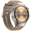 Smartwatch z okrągłą tarczą wyświetla godzinę 10:08, datę "FRI 19" oraz informacje o aktywności fizycznej, takie jak dystans 10,62 km. Na tarczy widoczne jest logo "HUAWEI", a pasek zegarka ma brązowy kolor z wzorem.