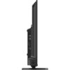 Szczegółowy widok boczny telewizora, ukazujący porty wejściowe, w tym dwa porty USB, port HDMI oraz inne złącza. Obudowa telewizora jest smukła, a całość stoi na prostokątnej podstawie.