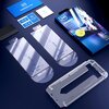 Na zdjęciu znajduje się zestaw do instalacji szkła hartowanego 3MK Hardy Hardura 9H do Apple iPhone 17 Air, w skład którego wchodzą dwa arkusze szkła z oznaczeniami "Top" i "Bottom", aplikator, ściereczka oraz opakowanie z logo 3MK i napisem "HARDY". Na o