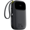 Czarny powerbank z wyświetlaczem pokazującym "99%" oraz oznaczeniem "22.5W" na obudowie, wyposażony w pasek do przenoszenia. Na boku widoczne są porty i przyciski, w tym symbol błyskawicy.