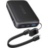 Czarny powerbank z napisem "Designed by INIU" na powierzchni, posiada trzy porty oznaczone jako IN1/OUT1, IN2/OUT2, OUT3 oraz wyświetlacz LED pokazujący poziom naładowania. Obok znajduje się czarny kabel z końcówką USB-C i napisem "cable".