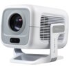 Biały projektor z szarymi elementami, posiada widoczny obiektyw oraz kratkę wentylacyjną. Na uchwycie znajduje się napis "it's a better life", a na obudowie widoczne jest logo "PROjector".