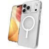 Przezroczyste etui na telefon z widocznym okrągłym wzorem MagSafe i wbudowaną podpórką, obok telefonu z wyświetlaczem pokazującym abstrakcyjną grafikę w odcieniach pomarańczowego i żółtego. Etui ma wycięcia na aparat i przyciski.
