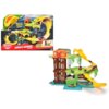 Zestaw zabawkowy "Jungle Garage" od Dickie Toys przedstawia wielopoziomowy garaż z motywem dżungli, w tym dużą żółtą wężową zjeżdżalnię i różne elementy konstrukcyjne. Na opakowaniu widnieje napis "WATCH OUT! SNAKE ATTACK!" oraz logo Dickie Toys, a produk