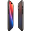 Ciemnoszare etui na telefon z widocznymi przyciskami bocznymi oraz otworem na aparat, prezentowane z przodu i z tyłu. Na tylnej części etui znajduje się subtelne logo producenta.