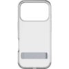 Przezroczyste etui z wbudowaną podstawką, przeznaczone do telefonu Apple iPhone 17 Pro Max. Produkt ma prostokątny kształt z dużym otworem na aparat i metaliczną podstawką na dole.