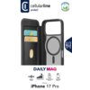 Etui CELLULARLINE Daily MagSafe do Apple iPhone 17 Pro w kolorze czarnym, z widocznymi miejscami na karty wewnątrz oraz okrągłym wzorem MagSafe. Na zdjęciu znajdują się napisy: "cellularline protect", "THIS CASE CONTAINS RECYCLED MATERIAL", "DAILY MAG", "