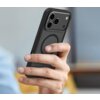 Czarno-szare etui TECH-PROTECT MagEdge MagSafe jest założone na telefon Apple iPhone 17 Pro, trzymany w dłoni. Etui ma okrągły wzór na tylnej części, a telefon posiada trzy widoczne obiektywy aparatu.