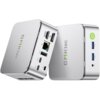 Na zdjęciu widoczny jest srebrny komputer mini PC z logo "GMKtec" na obudowie. Urządzenie posiada różne porty, w tym HDMI, USB, Ethernet oraz przycisk zasilania z zieloną ikoną.