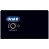 Czarne tło z widocznym logo "Oral-B" w niebieskim owalnym kształcie oraz napisami "iO 10" i "ULTIMATE" w kolorze białym i srebrnym.