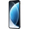 Smartfon z dużym ekranem, na którym widoczna jest abstrakcyjna, niebieska grafika. Obudowa urządzenia jest szara, a na boku znajdują się przyciski.