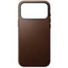 Brązowe etui wykonane z gładkiej skóry, przeznaczone do telefonu Apple iPhone 17 Pro Max, z dużym otworem na aparat i przyciskami po bokach. Produkt jest kompatybilny z technologią MagSafe.