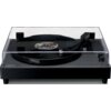 Czarny gramofon Lenco LS-60BK z przezroczystą pokrywą, na której znajduje się płyta winylowa z napisem "Enjoy Music". Na obudowie widoczne są napisy "Lenco" oraz "LS-60".