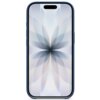 Na zdjęciu widoczny jest niebieski telefon z abstrakcyjną grafiką na ekranie, przedstawiającą symetryczny wzór przypominający kwiat. Telefon jest umieszczony w etui, które ma cienką ramkę.
