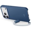 Niebieskie etui na telefon z trzema widocznymi obiektywami aparatu, posiada napis "beats" oraz przymocowany sznurek. Etui jest ustawione w pozycji stojącej dzięki wbudowanej podpórce.