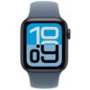Smartwatch z granatowym paskiem wyświetla dużą, stylizowaną godzinę "10:09" na niebieskim tle. Obudowa zegarka jest ciemna, a pasek ma kolor marynarskiego granatu.