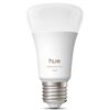 Biała żarówka LED z widocznym napisem "hue white and color 1100" na jej powierzchni. Żarówka ma standardowy gwint E27 i metaliczną podstawę.