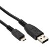 Czarny kabel z dwoma złączami: USB typu A i micro USB, oba z wytłoczonym symbolem USB na obudowie. Kabel ma gładką powierzchnię i widoczne żłobienia na końcówkach.