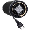 Czarny młynek do kawy z widocznym spodem, na którym znajduje się etykieta z oznaczeniami: "ELDOM MK90C", "220-240V~ 50/60Hz", "150W", oraz symbole CE i przekreślonego kosza. Z młynka wychodzi czarny przewód zakończony wtyczką elektryczną.