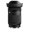 Czarny obiektyw fotograficzny z widocznymi oznaczeniami: "20-200mm 1:3.5-6.3 DG Ø72" oraz "SIGMA". Obiektyw ma pierścienie z wyraźnym żłobieniem i oznaczenia ogniskowych od 20 do 200.