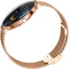 Smartwatch w kolorze różowego złota z okrągłą tarczą i metalową bransoletą o plecionym wzorze. Na wyświetlaczu widoczne są kolorowe elementy graficzne oraz cyfry, a po bokach znajduje się przycisk.