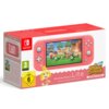 Pudełko konsoli Nintendo Switch Lite w kolorze koralowym z grafiką z gry "Animal Crossing: New Horizons" na ekranie. Na opakowaniu widoczne są oznaczenia wiekowe PEGI 3 i USK 6 oraz logo Nintendo.