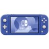 Niebieska konsola przenośna z wyświetlaczem, na którym widnieje logo i napis "Nintendo Switch" na tle z okręgami w różnych odcieniach niebieskiego. Konsola posiada przyciski sterujące po obu stronach ekranu.
