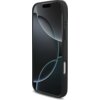 Etui na telefon w kolorze niebieskim z widocznym logo BMW M Carbon, przeznaczone do modelu Apple iPhone 17 Pro Max, z funkcją MagSafe. Na ekranie telefonu widoczny jest abstrakcyjny wzór z ciemnymi i jasnymi okręgami.