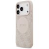 Różowe etui na telefon z trzema wycięciami na aparaty, ozdobione wzorem z literami "G" oraz centralnym okrągłym emblematem z napisem "GUESS". Etui posiada teksturowaną powierzchnię i przyciski boczne.