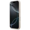Różowe etui na telefon z widocznymi przyciskami bocznymi, dopasowane do modelu iPhone 17 Pro. Na ekranie telefonu wyświetlany jest abstrakcyjny wzór z ciemnymi i jasnymi okręgami.