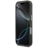 Na zdjęciu znajduje się brązowe etui na telefon z wzorem przypominającym skórę pytona, przeznaczone do modelu Apple iPhone 17 Pro Max, z funkcją MagSafe. Etui ma wycięcia na przyciski i porty, a ekran telefonu wyświetla abstrakcyjny wzór z ciemnymi i jasnymi okręgami.