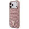 Różowe etui na telefon pokryte jest błyszczącymi kamieniami, z trójkątnym logo "GUESS USA" umieszczonym na dole. Etui posiada wycięcia na trzy obiektywy aparatu oraz przyciski boczne.