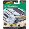 Opakowanie przedstawia model samochodu Hot Wheels Premium z serii Silhouettes, z dużą ilustracją białego auta z numerem 23 i napisami "Liberty Walk" oraz "Nissan" na przodzie. Na dole opakowania znajduje się rzeczywisty model samochodu z napisem "LB-ER34 Super Silhouette Nissan Skyline" oraz logo "Mattel".
