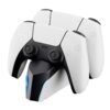 Stacja ładująca MAD DOG GPC500 Biały do gamepadów PlayStation 5/PS5 + Podstawka MAD DOG GPS100W Biały do konsoli PlayStation 5/PS5 Slim + EA SPORTS FC 26 Gra PS5 Rodzaj Stacja ładująca