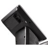 Czarny panel sterowania roweru magnetycznego z widocznym portem USB i śrubami montażowymi. Panel jest zamontowany na pionowym wsporniku.