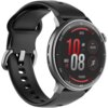 Czarny smartwatch z okrągłą tarczą, na której wyświetlane są informacje: godzina 10:08, dzień tygodnia "WED", data "20", poziom naładowania baterii 80%, wysokość 6000 FT, oraz liczba kroków 10000. Pasek zegarka jest wykonany z ciemnego materiału, a obudowa ma metaliczne wykończenie.