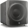Czarny subwoofer z metalową siatką ochronną na przedniej części, z widocznym logo "SVS" na dole. Obudowa ma teksturę przypominającą drewno.