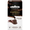 Opakowanie kapsułek do kawy z napisem "LAVAZZA TORINO, ITALIA, 1895" oraz "espresso Gourmet CHOCOLATE Flavoured coffee". Na dole widnieje informacja o intensywności "INTENSITY 10/13" oraz waga "58,7 g".