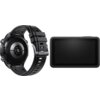 Na zdjęciu widoczny jest czarny smartwatch z okrągłą tarczą i gumowym paskiem oraz kamera sportowa z prostokątnym ekranem. Na pasku zegarka znajduje się napis "HUAWEI".