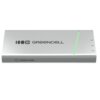 Srebrny powerbank z logo "GREENCELL" na górze, z zieloną linią świetlną oraz oznaczeniami mocy: 18W, 18W, 65W. Na boku widoczny jest symbol samolotu i napis "airplane ready".