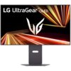 Monitor z dużym ekranem wyświetla dynamiczną grafikę z jasnymi, kolorowymi liniami na czarnym tle. W lewym górnym rogu widoczny jest napis "LG UltraGear OLED", a na środku ekranu znajduje się logo "VG".