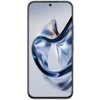 Na zdjęciu widoczny jest smartfon z dużym wyświetlaczem, na którym znajduje się abstrakcyjna grafika w odcieniach srebra i niebieskiego. Obudowa urządzenia jest w kolorze tytanowej czerni, a na bocznej krawędzi widoczny jest czerwony przycisk.